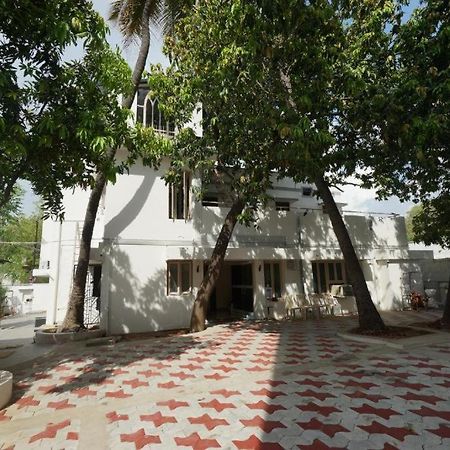 Sowmya Lodge Tiruchirappalli Kültér fotó