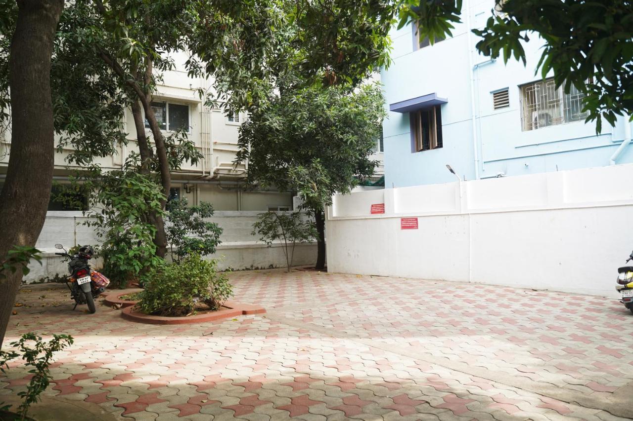 Sowmya Lodge Tiruchirappalli Kültér fotó