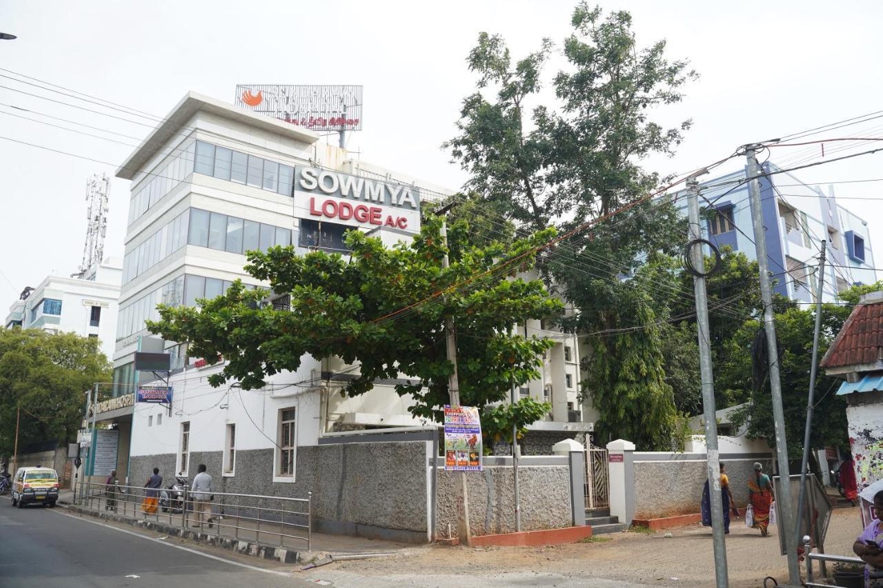 Sowmya Lodge Tiruchirappalli Kültér fotó