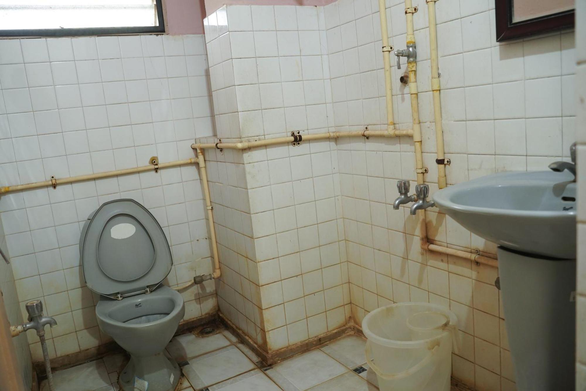 Sowmya Lodge Tiruchirappalli Kültér fotó